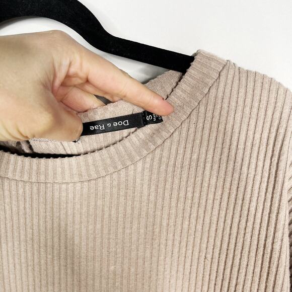 Doe & Rae Womens Small S Brown Ribbed Long Sleeve Lace Up Back Top Cozy Soft - Picture 6 of 8